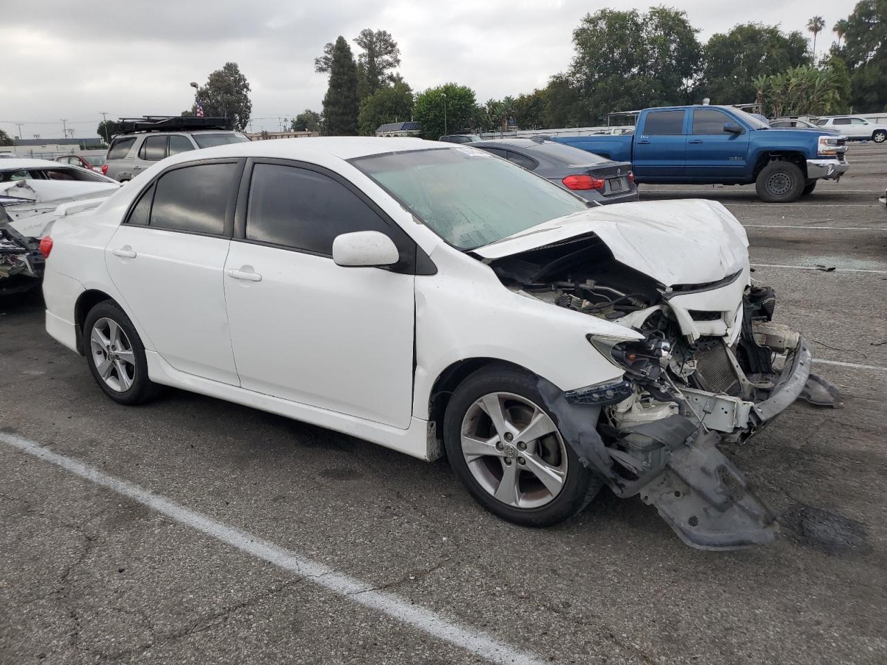 2013 TOYOTA COROLLA BA - Фото 4