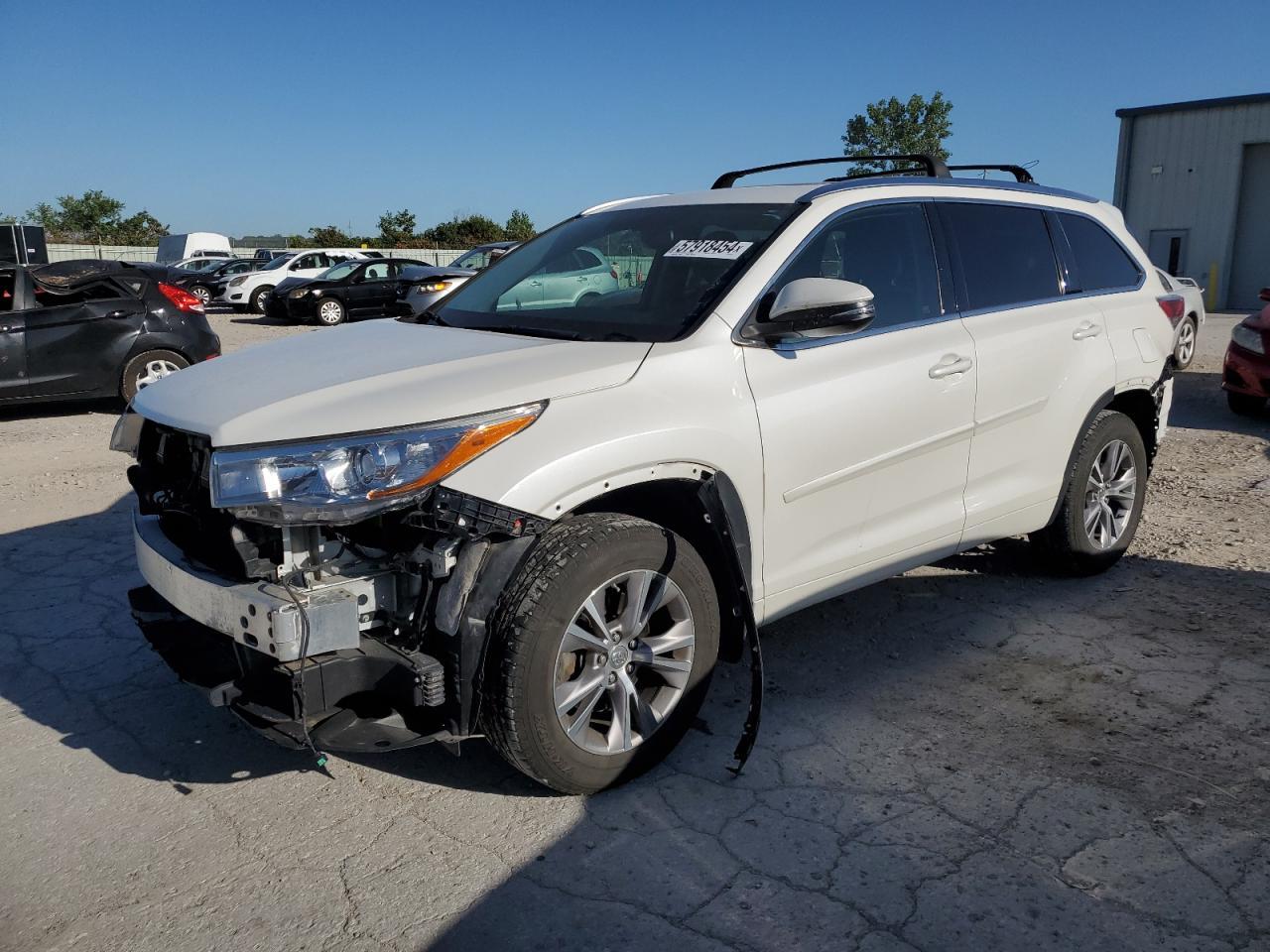 2015 TOYOTA HIGHLANDER car image