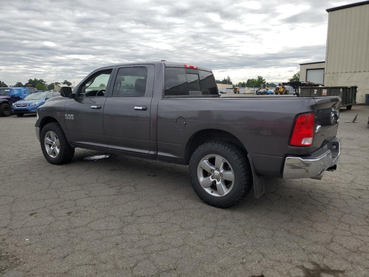 2015 RAM 1500 SLT - Image 2