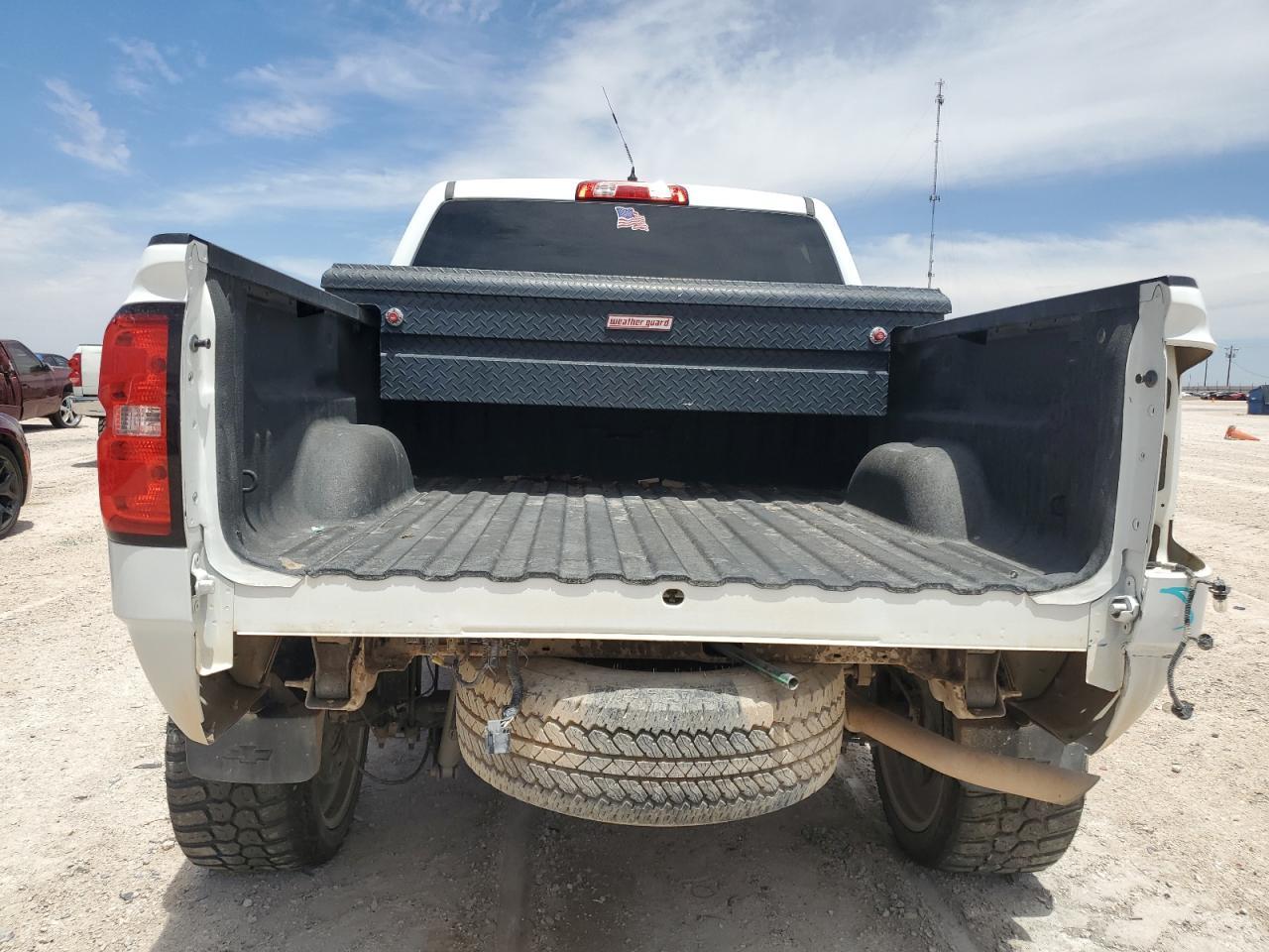 2017 CHEVROLET SILVERADO - Фото 6