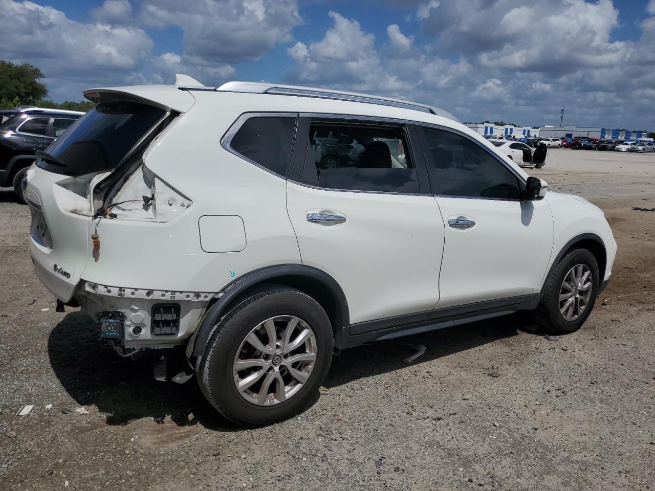 2018 NISSAN ROGUE S - Фото 3
