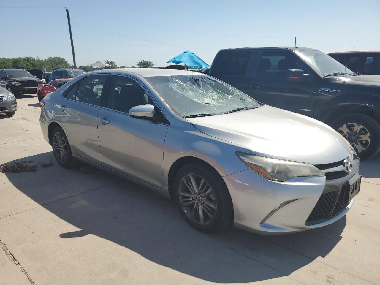 2015 TOYOTA CAMRY LE - Фото 4
