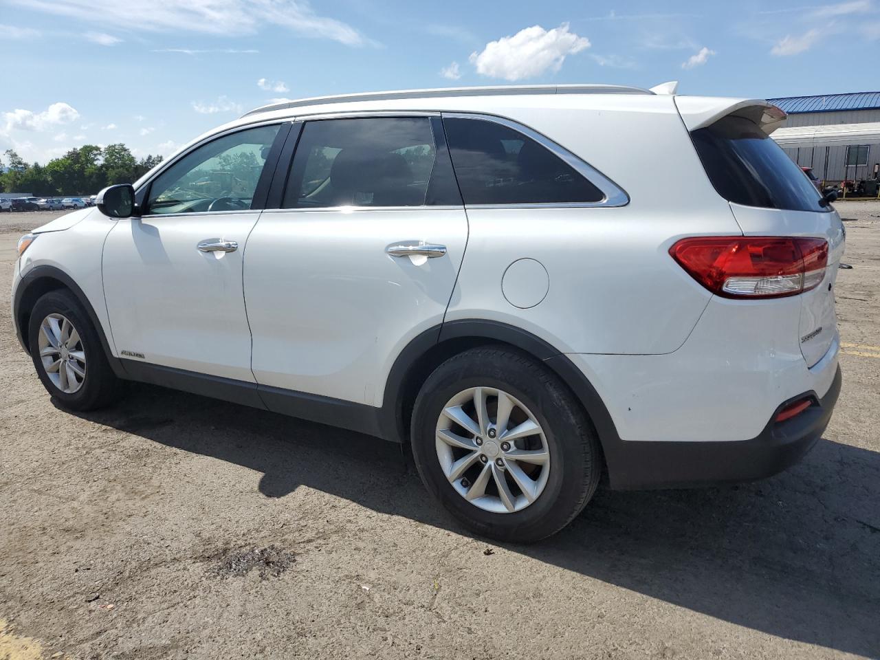 2016 KIA SORENTO LX - Image 2