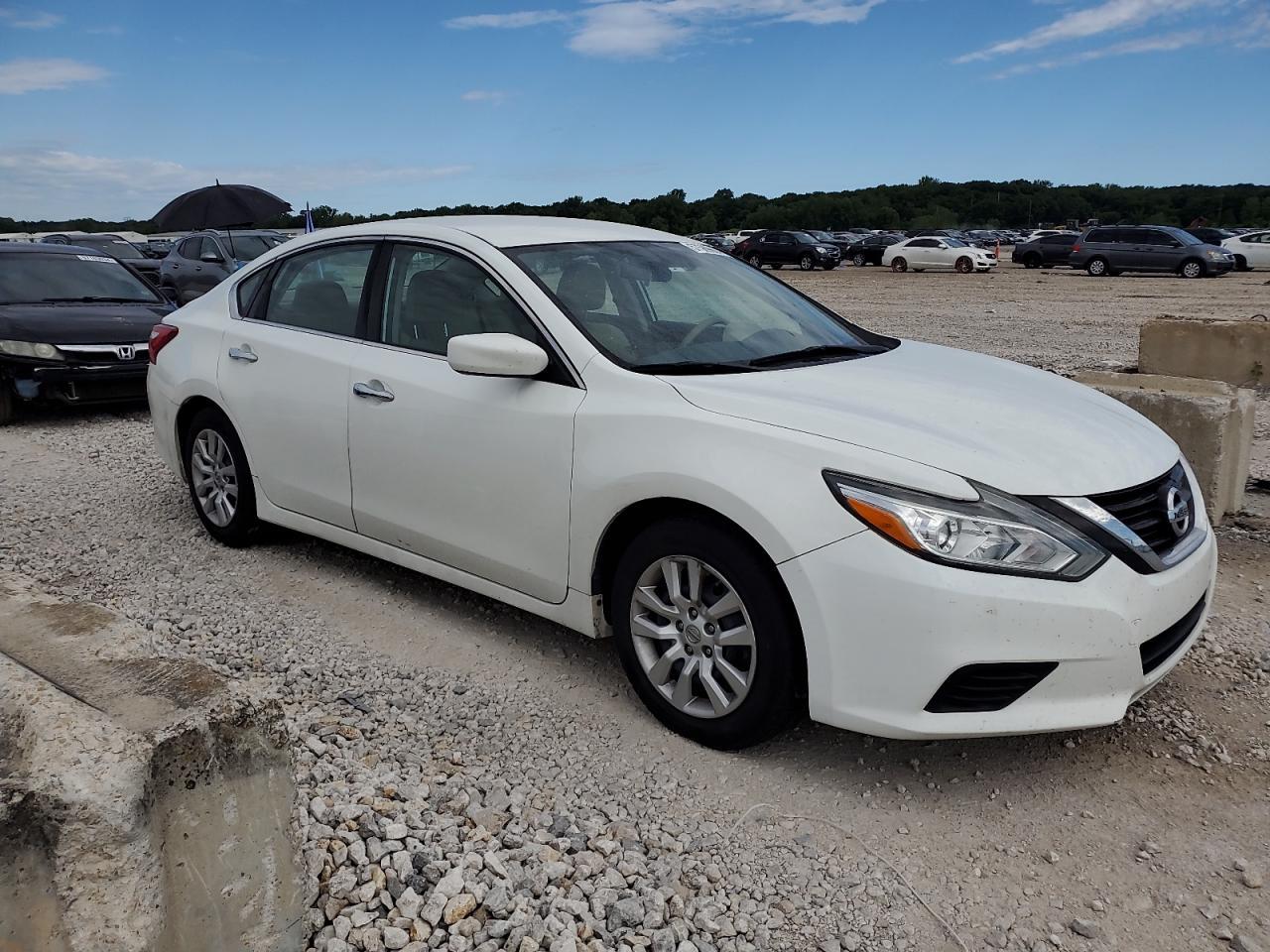 2017 NISSAN ALTIMA 2.5 - Image 4