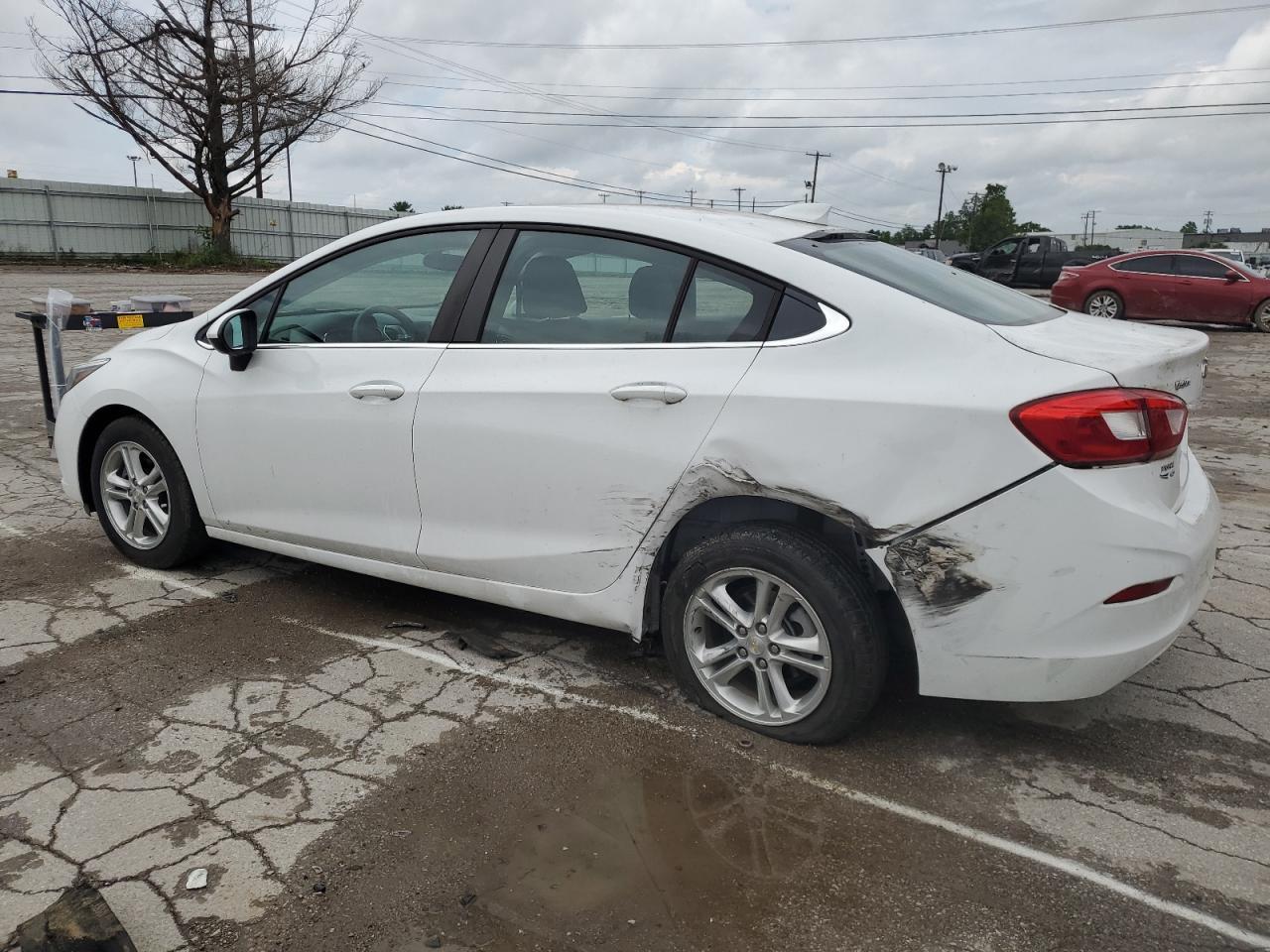 2017 CHEVROLET CRUZE LT - Image 2
