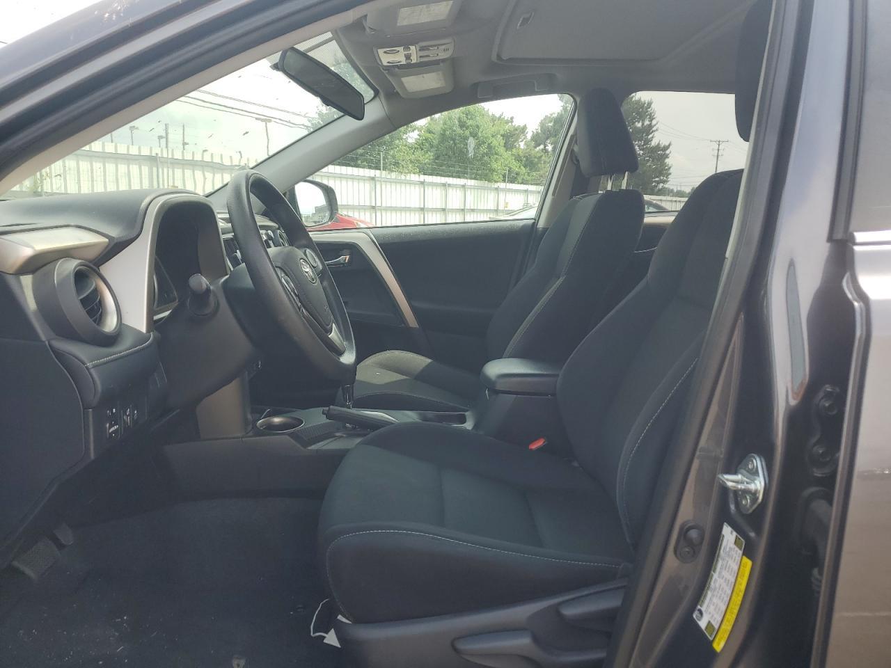 2015 TOYOTA RAV4 XLE - Image 7