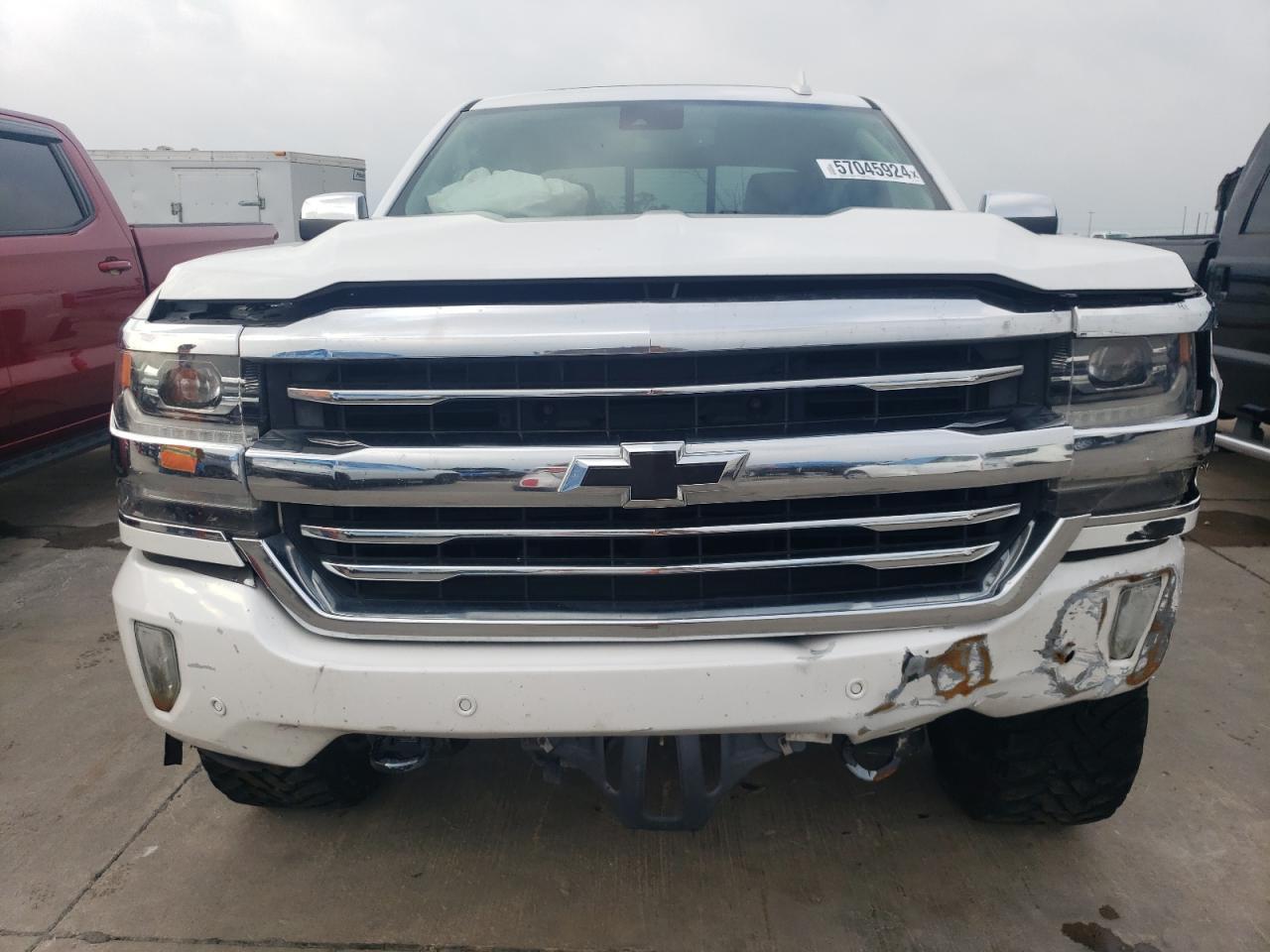 2017 CHEVROLET SILVERADO - Фото 5