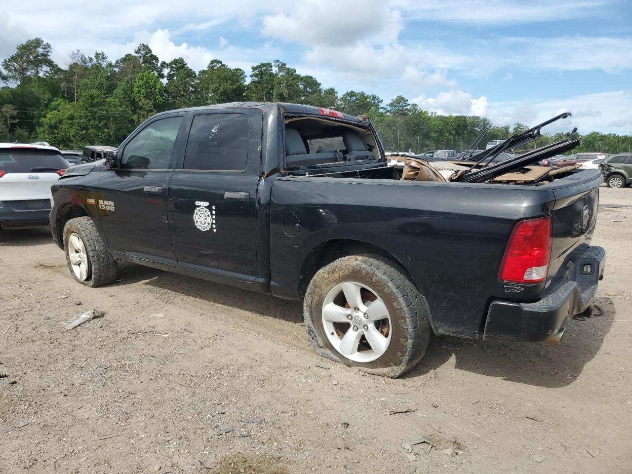 2014 RAM 1500 ST - Фото 2