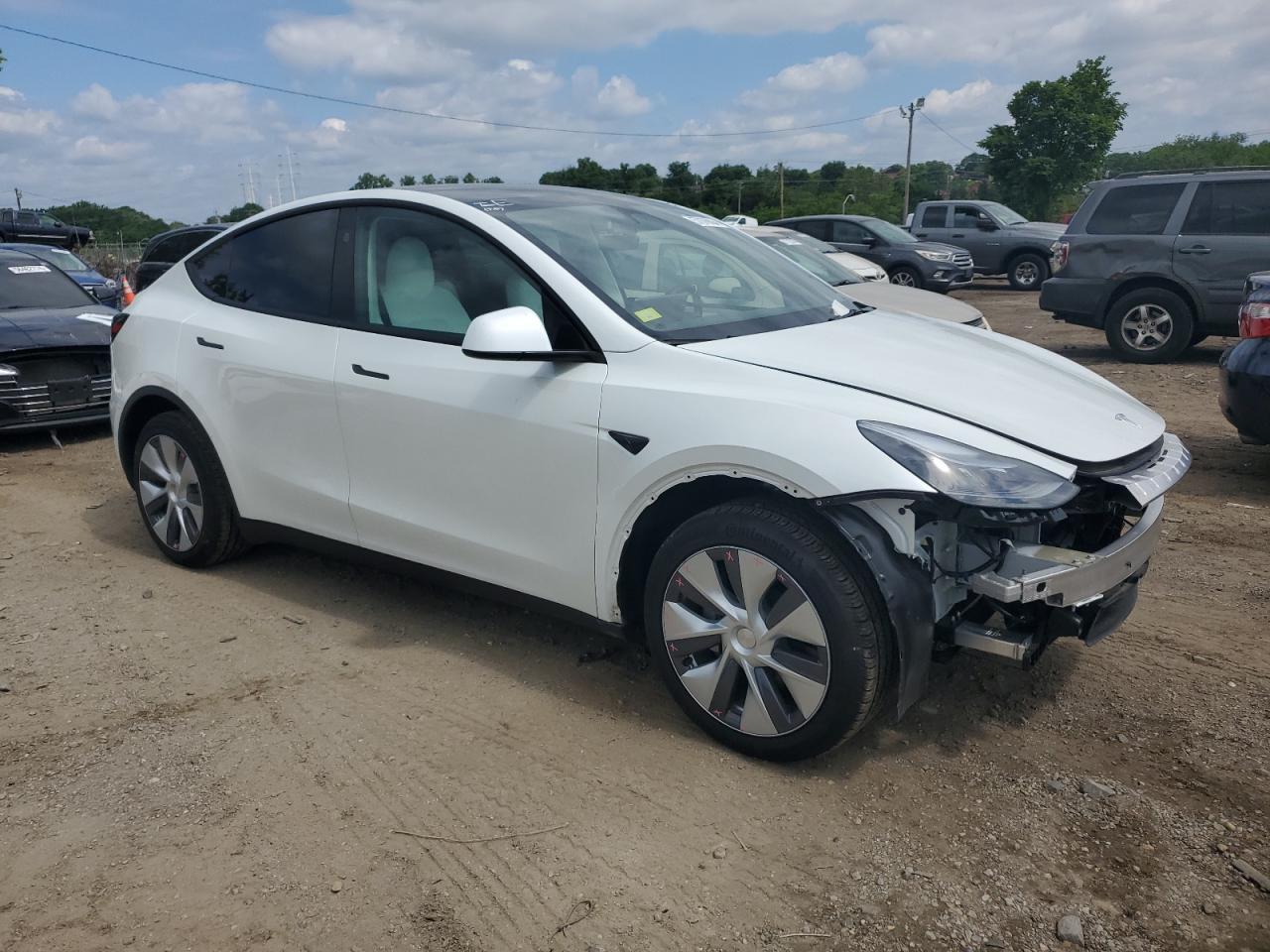 2023 TESLA MODEL Y - Фото 4