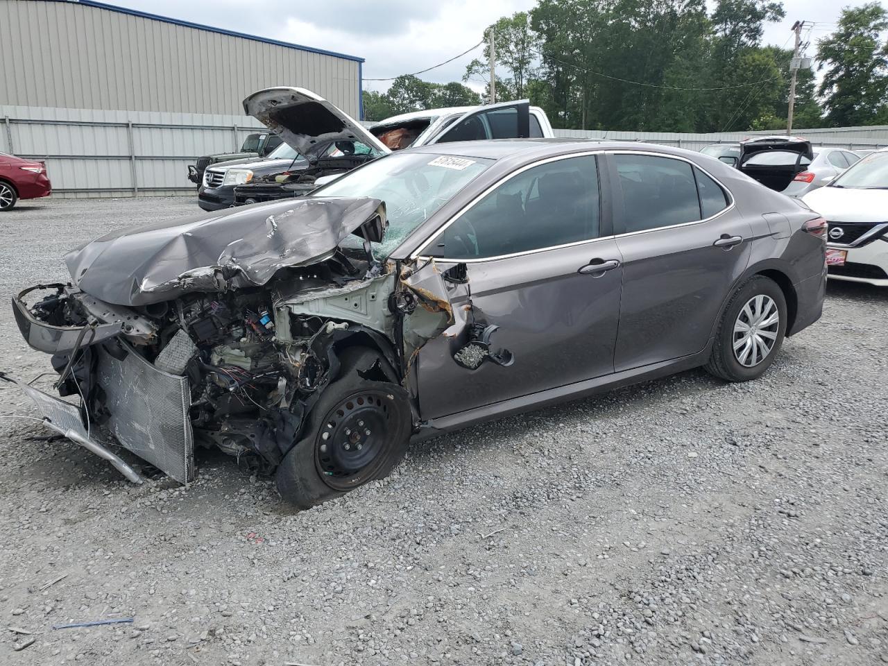 2021 TOYOTA CAMRY LE car image