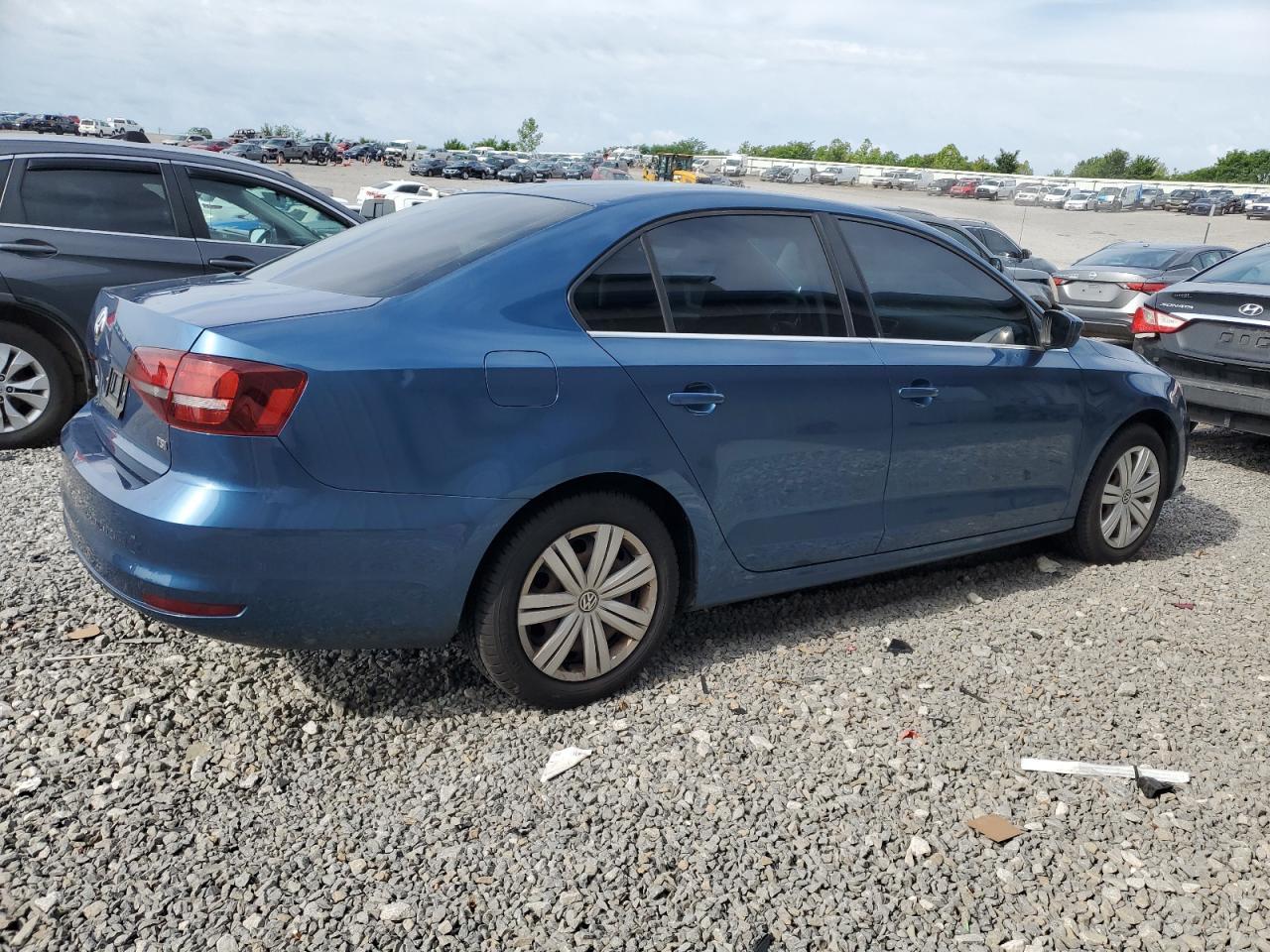 2017 VOLKSWAGEN JETTA S - Image 3