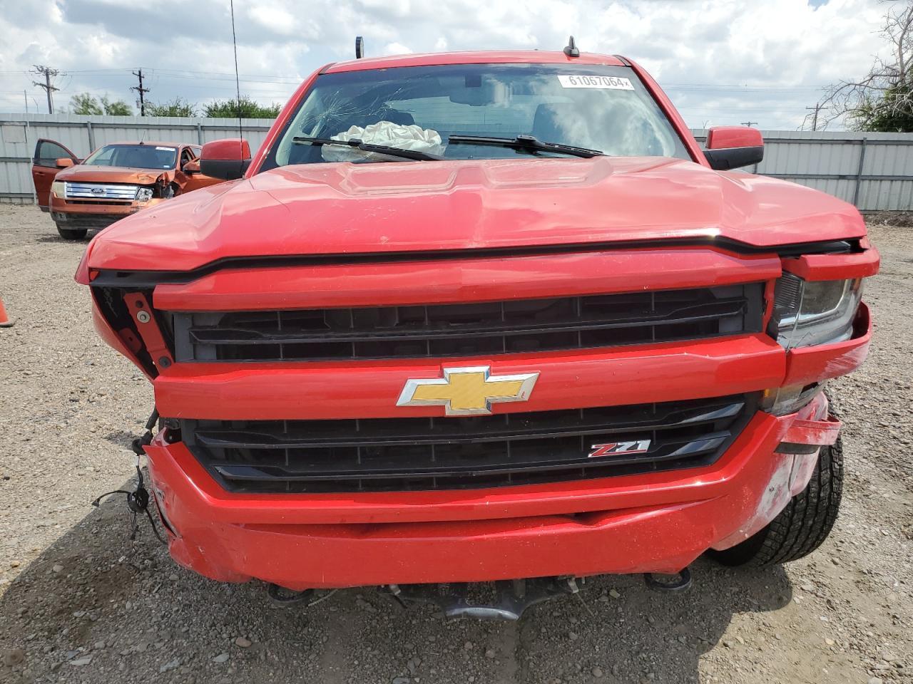2017 CHEVROLET SILVERADO - Image 5
