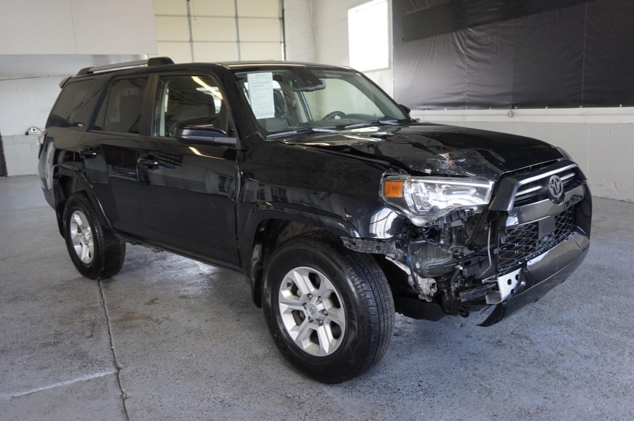 2022 TOYOTA 4RUNNER SR