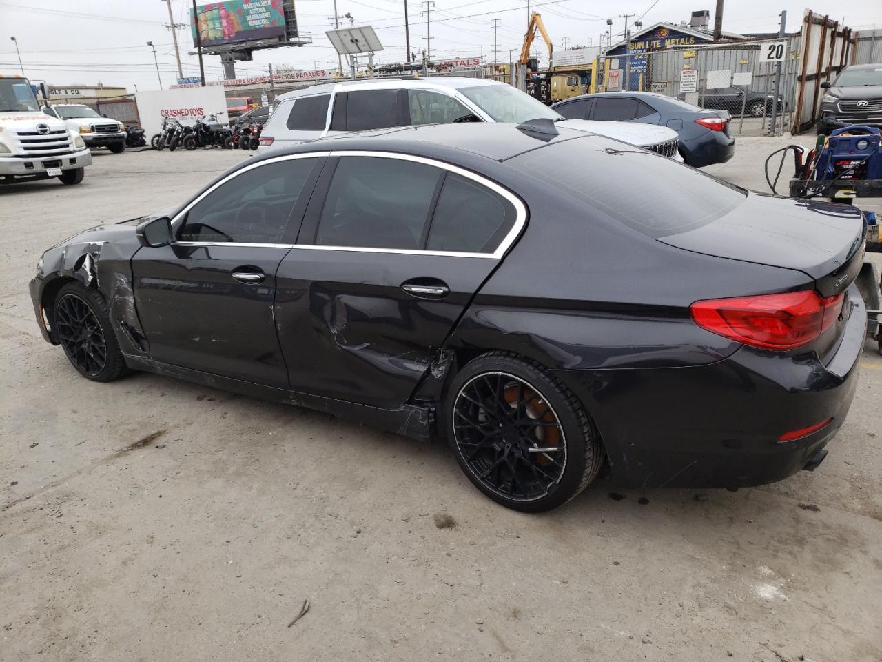 2018 BMW 530 XI - Фото 2