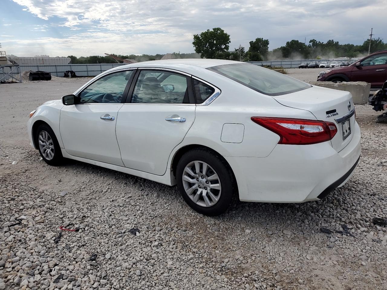 2017 NISSAN ALTIMA 2.5 - Image 2