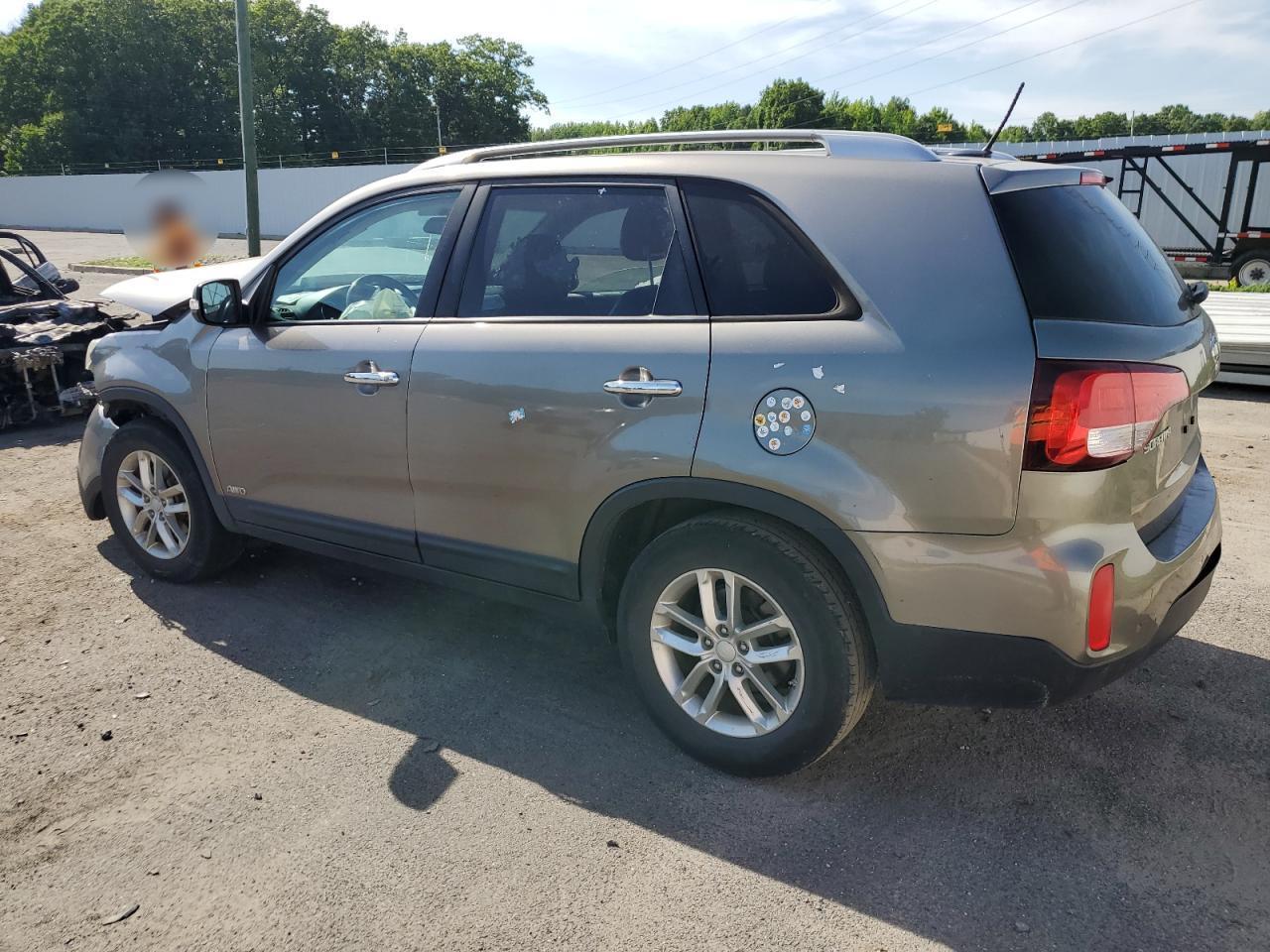 2015 KIA SORENTO LX - Image 2