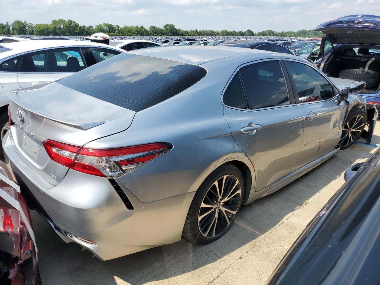 2018 TOYOTA CAMRY L - Image 3