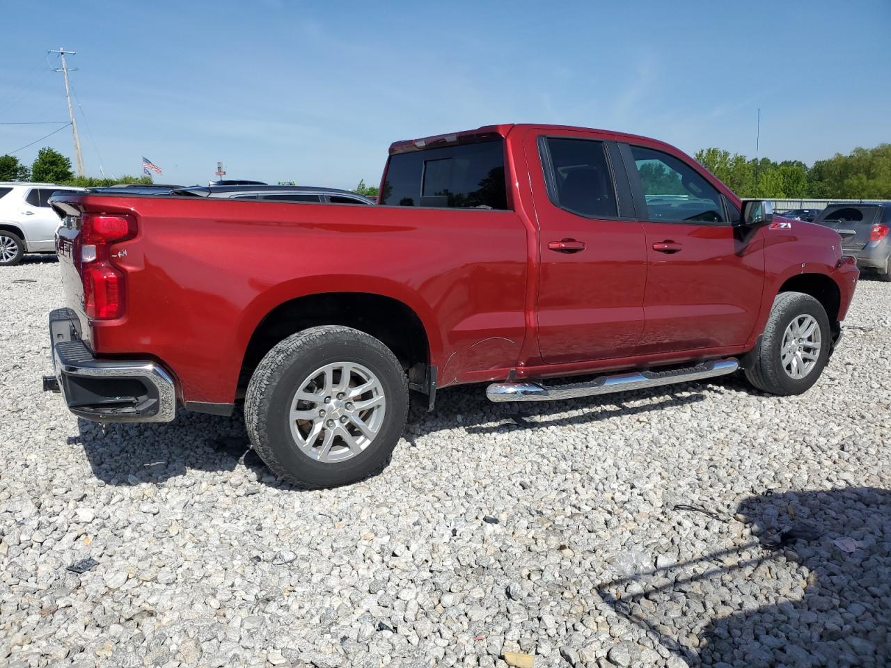 2019 CHEVROLET SILVERADO - Фото 3