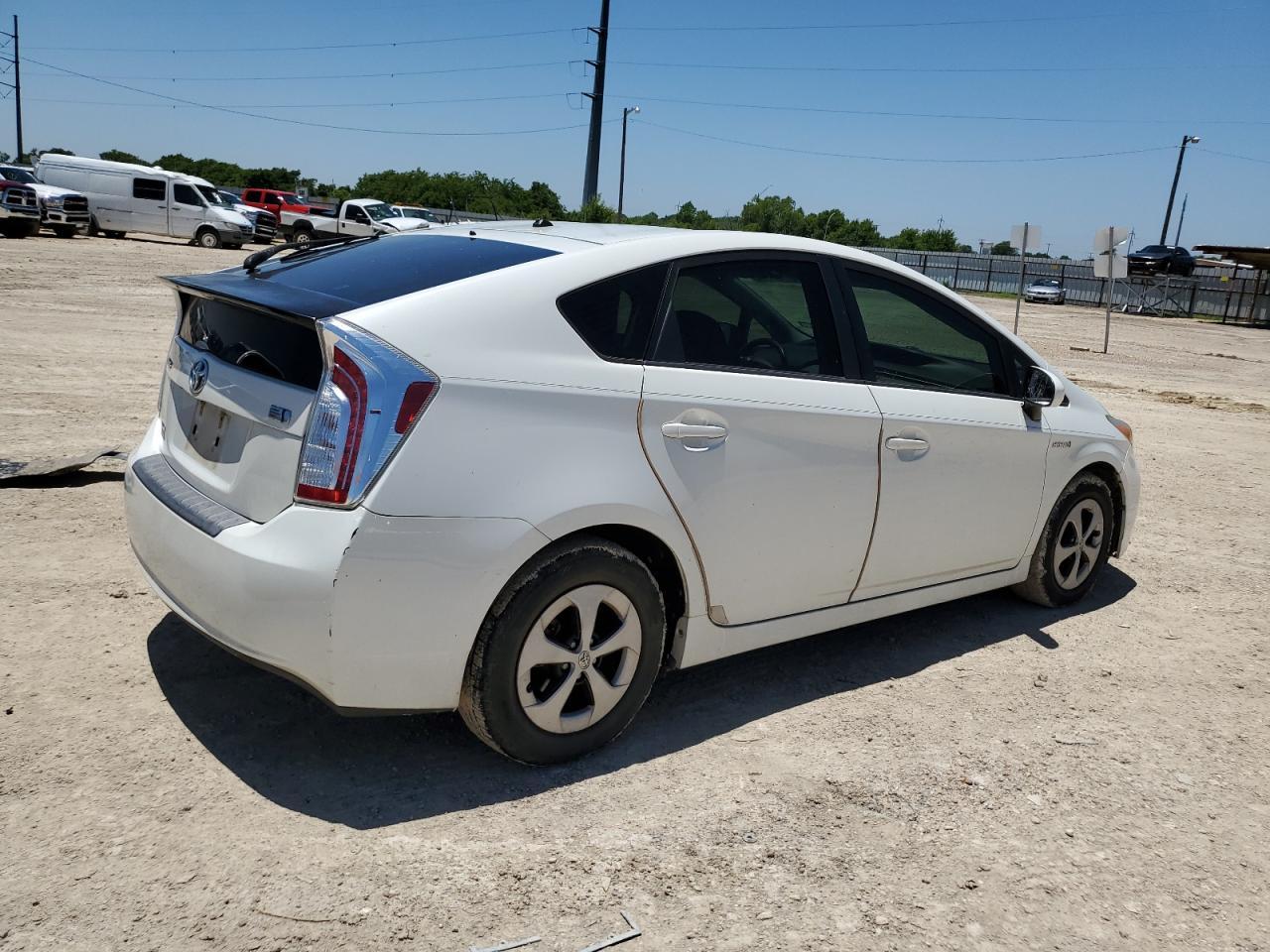 2015 TOYOTA PRIUS - Фото 3