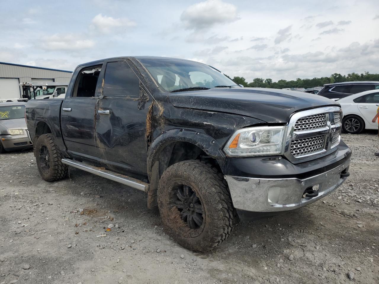 2014 RAM 1500 LARAM - Image 4