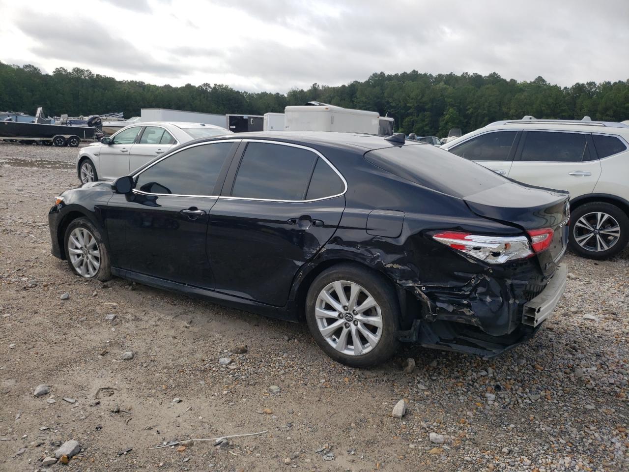 2020 TOYOTA CAMRY LE - Фото 2