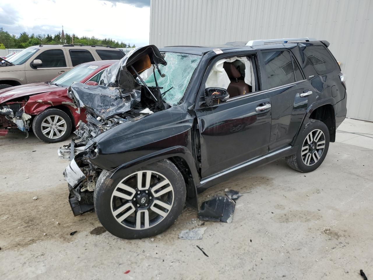2017 TOYOTA 4RUNNER SR