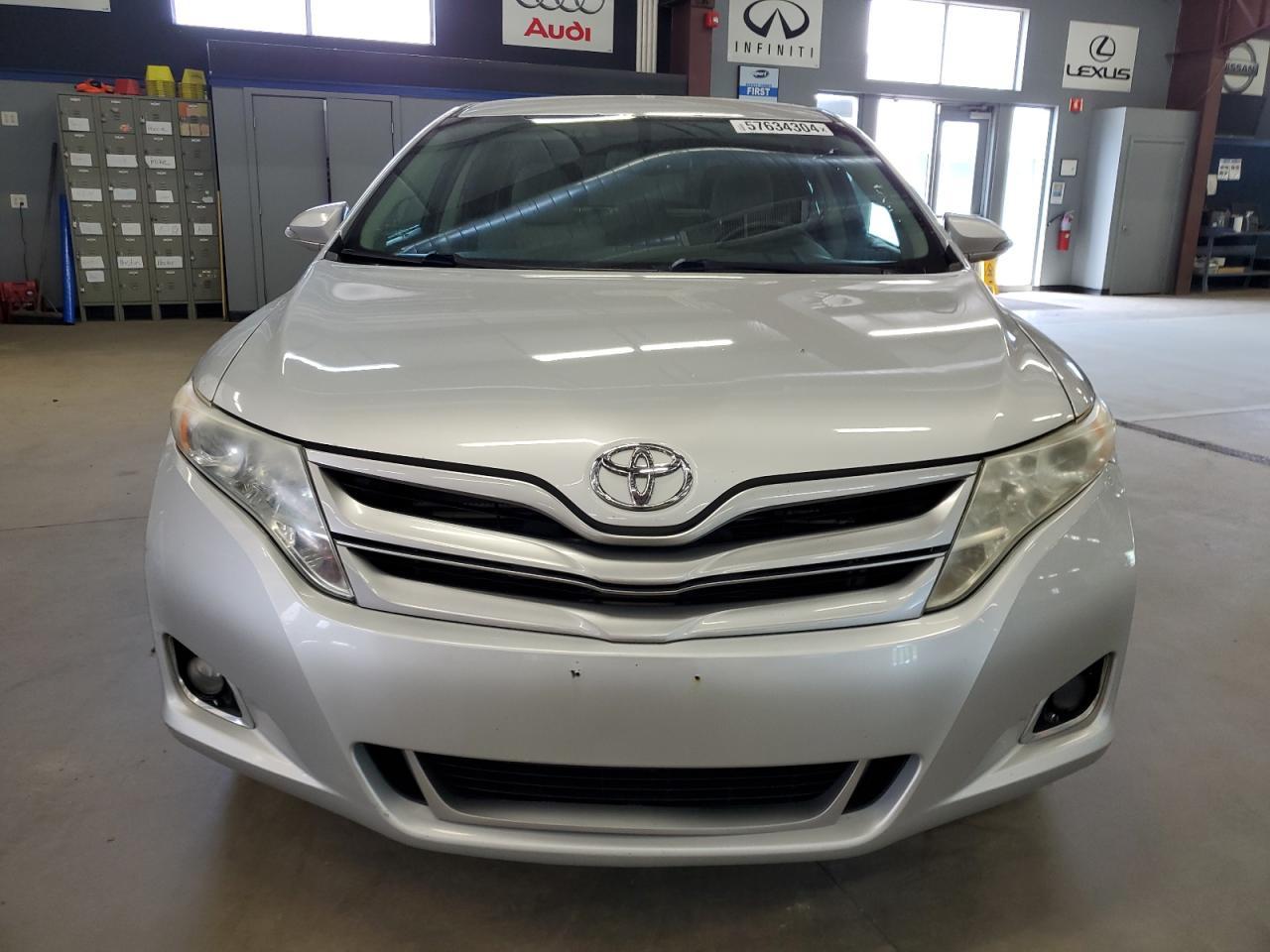 2013 TOYOTA VENZA LE - Фото 5