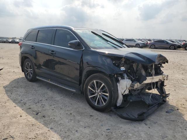 2019 Toyota Highlander Se - Фото 4