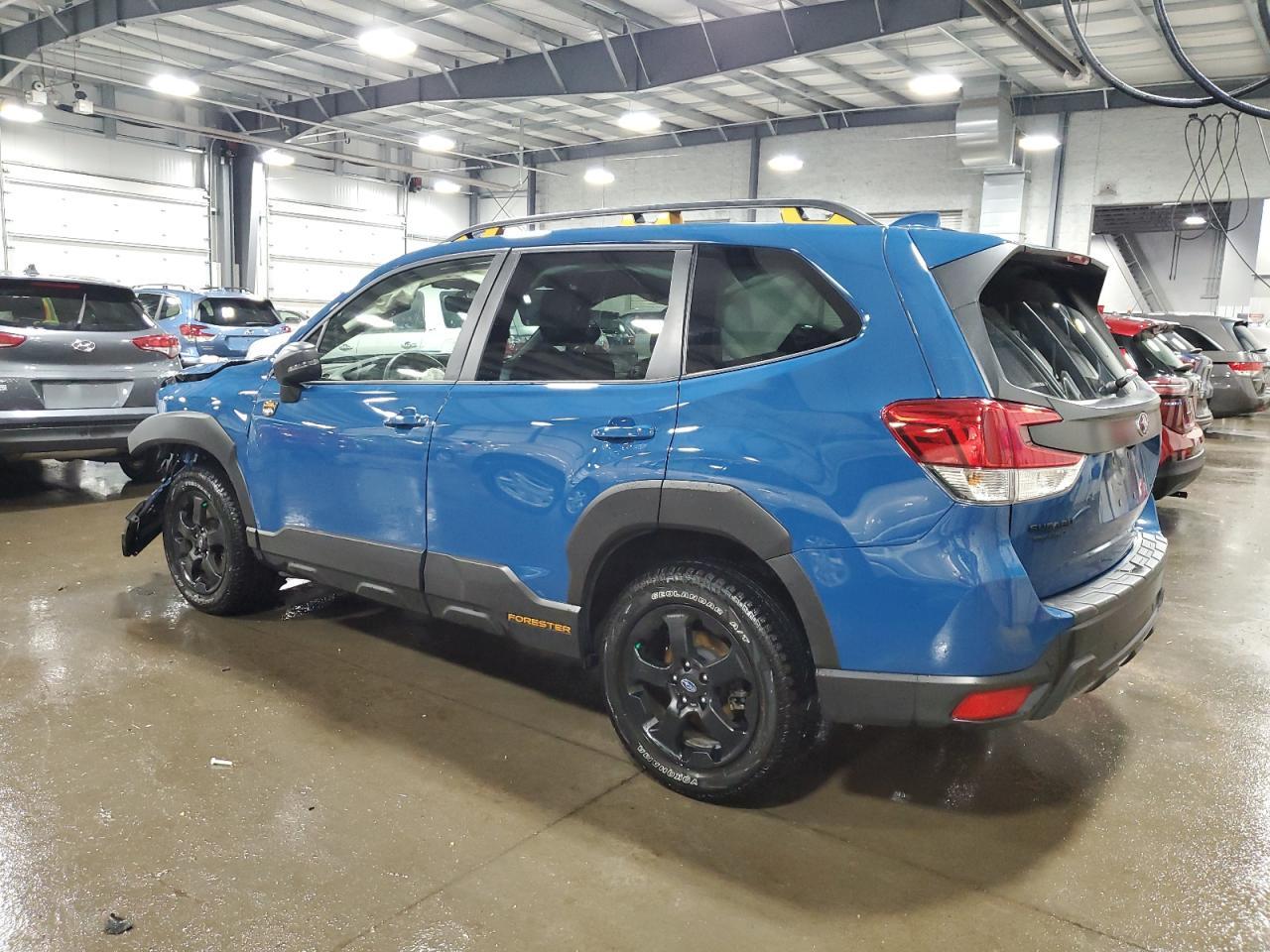 2022 SUBARU FORESTER W - Фото 2