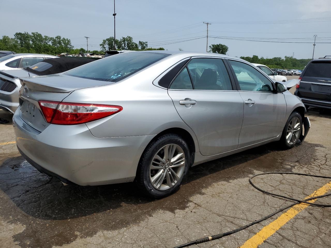 2016 TOYOTA CAMRY LE - Фото 3