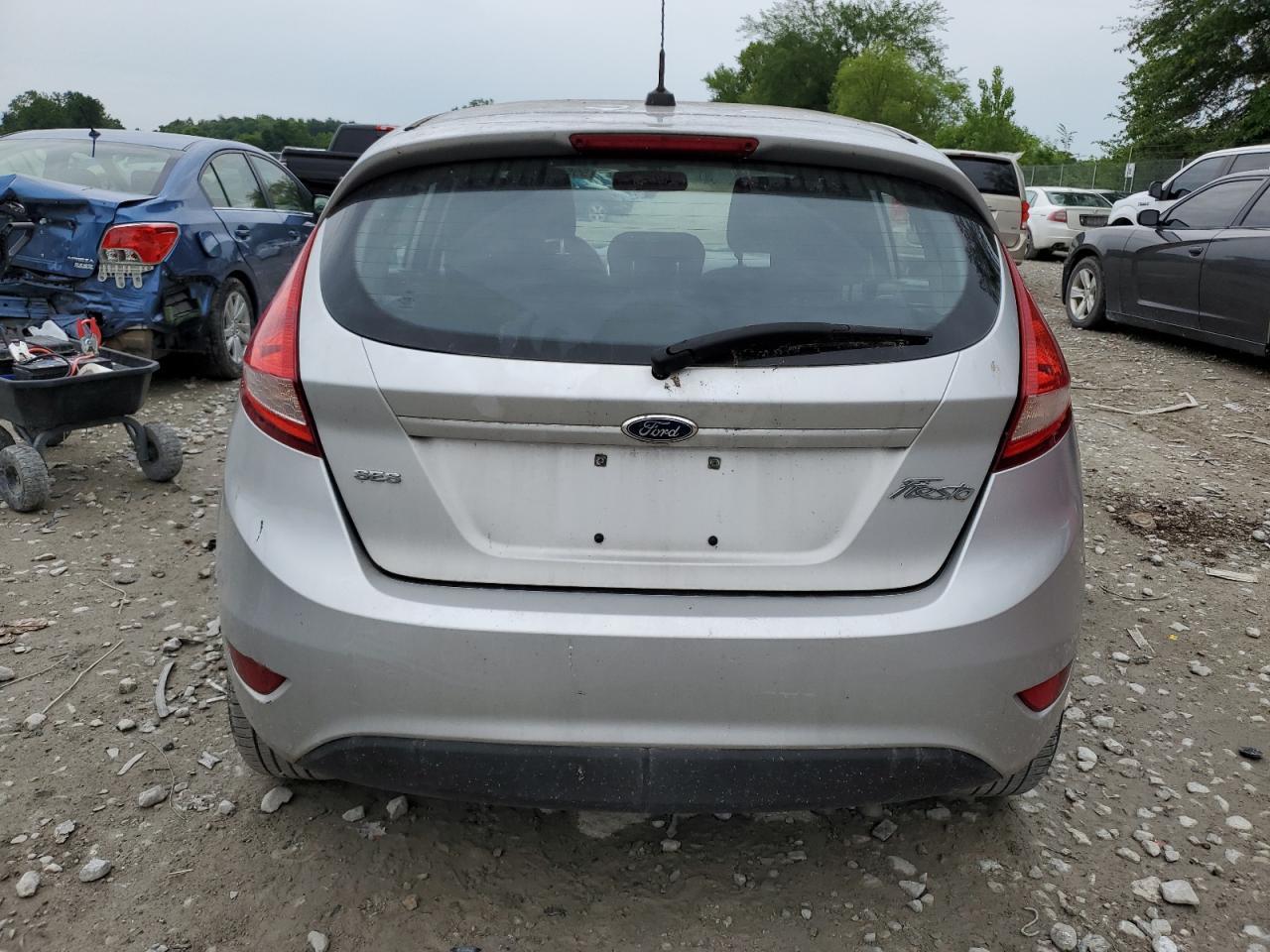 2012 FORD FIESTA SES - Image 6