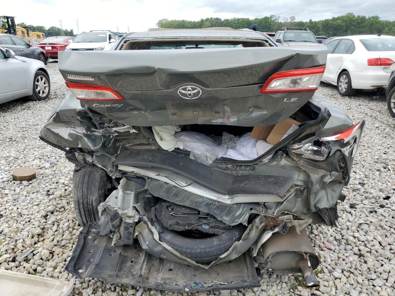 2013 TOYOTA CAMRY L - Фото 6