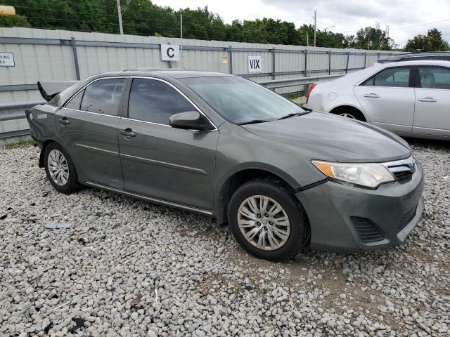 2013 Toyota Camry L - Фото 4