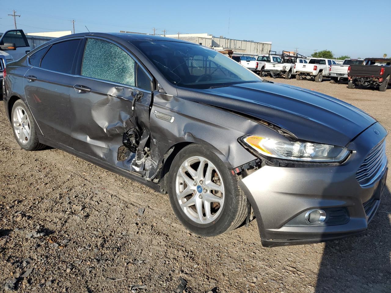 2013 FORD FUSION SE - Image 4
