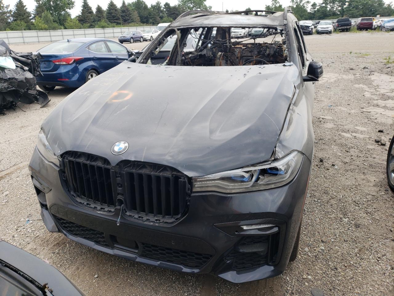 2022 BMW X7 M50I - Фото 5