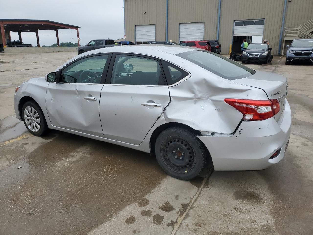 2018 NISSAN SENTRA S - Фото 2