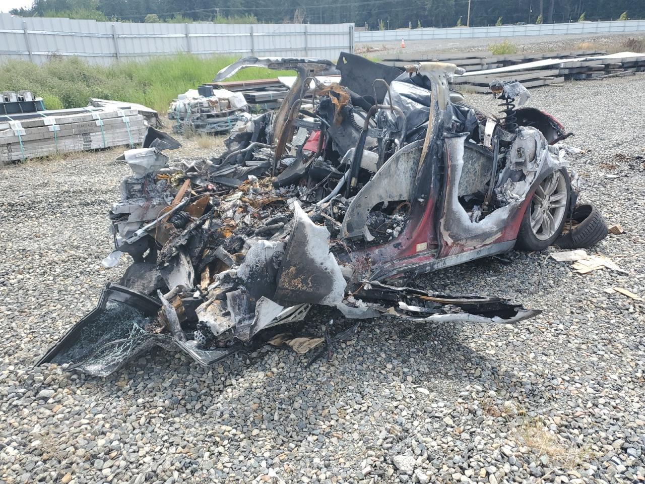2015 TESLA MODEL S