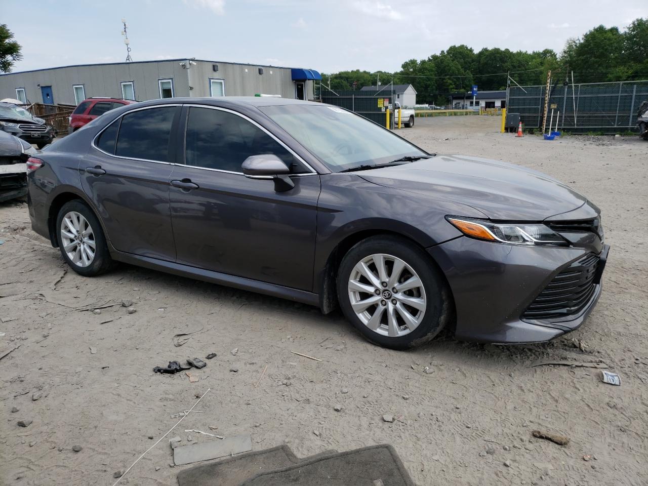 2018 TOYOTA CAMRY L - Фото 4