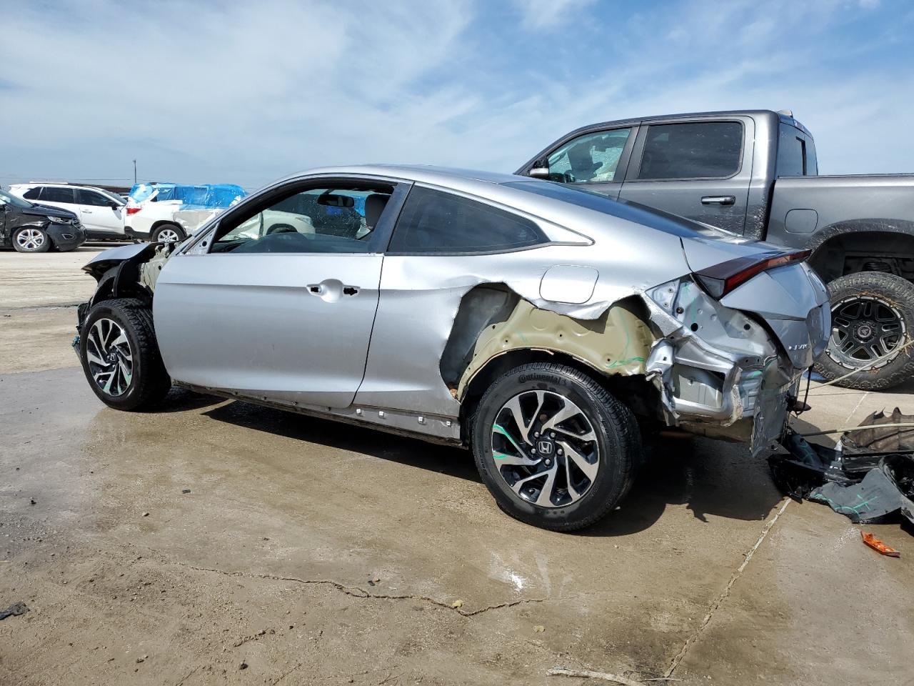2016 HONDA CIVIC LX - Фото 2