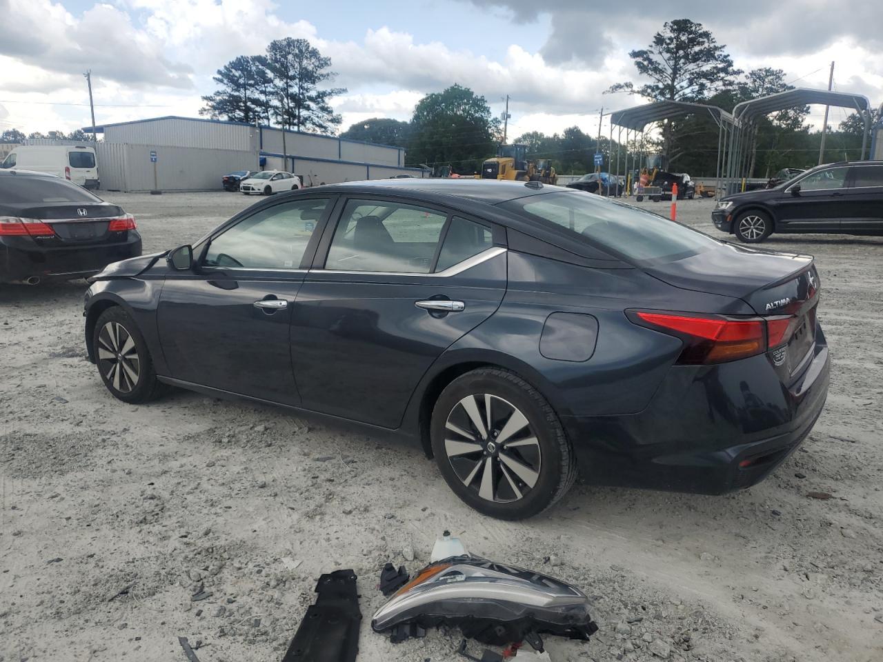 2022 NISSAN ALTIMA SV - Фото 2