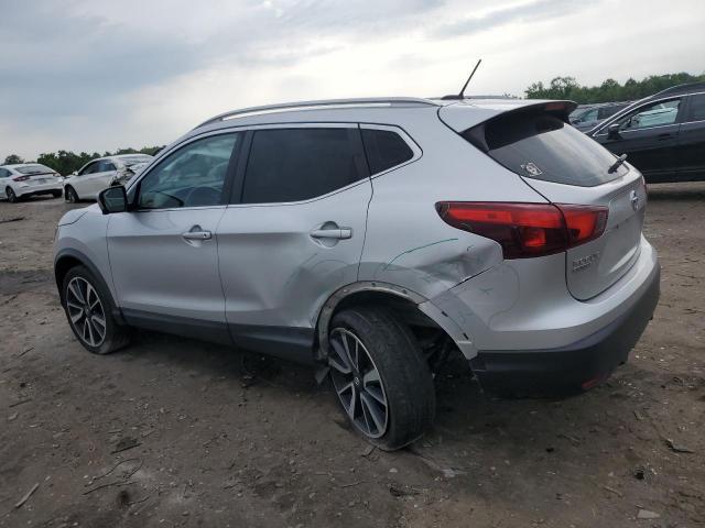 2017 Nissan Rogue Sport S - Image 2