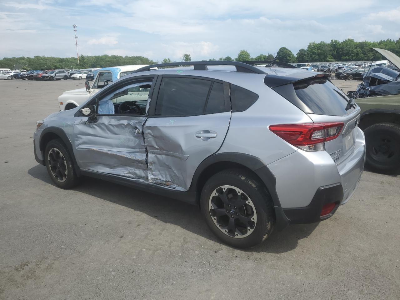 2021 SUBARU CROSSTREK - Фото 2