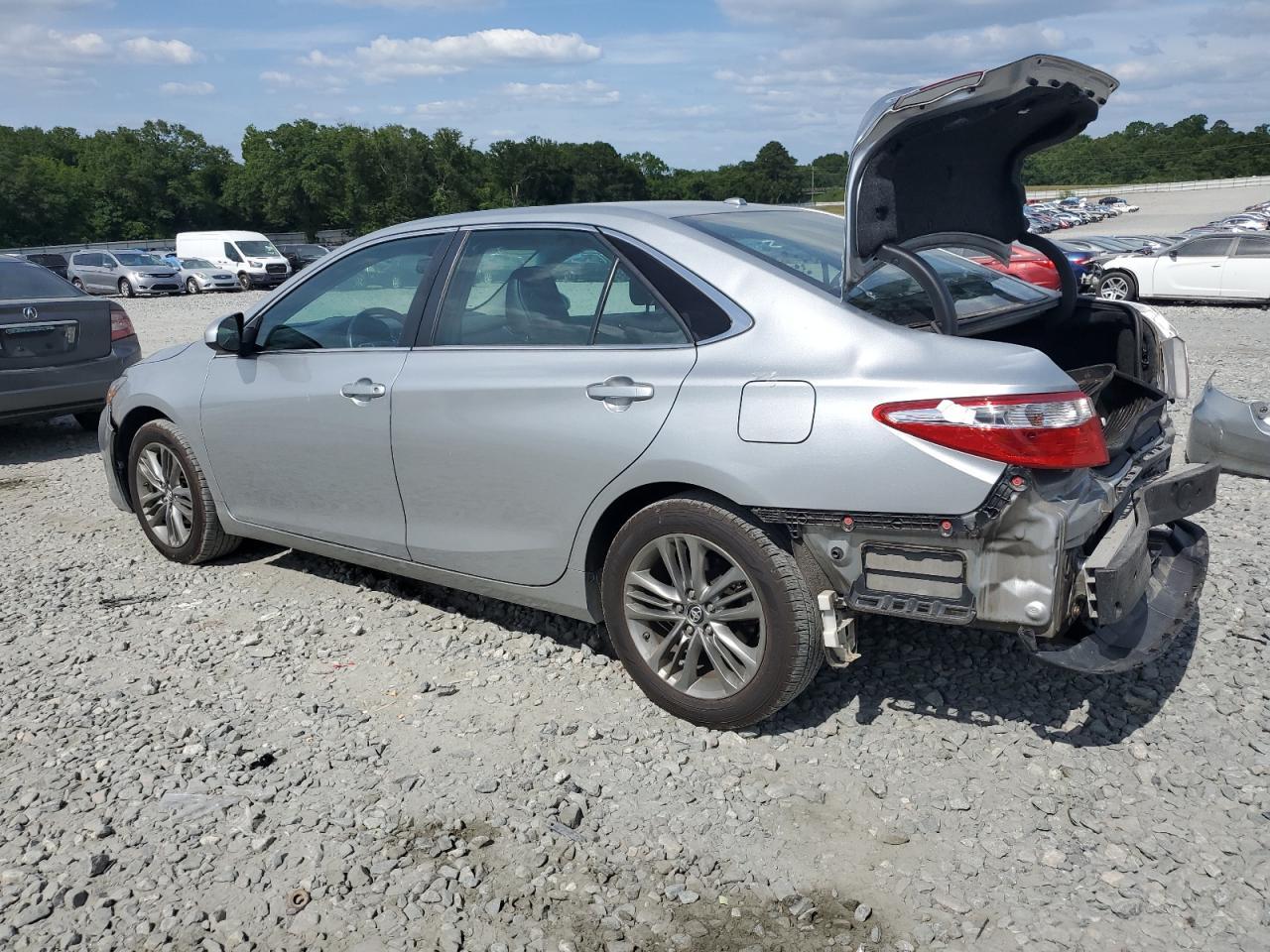 2017 TOYOTA CAMRY LE - Фото 2