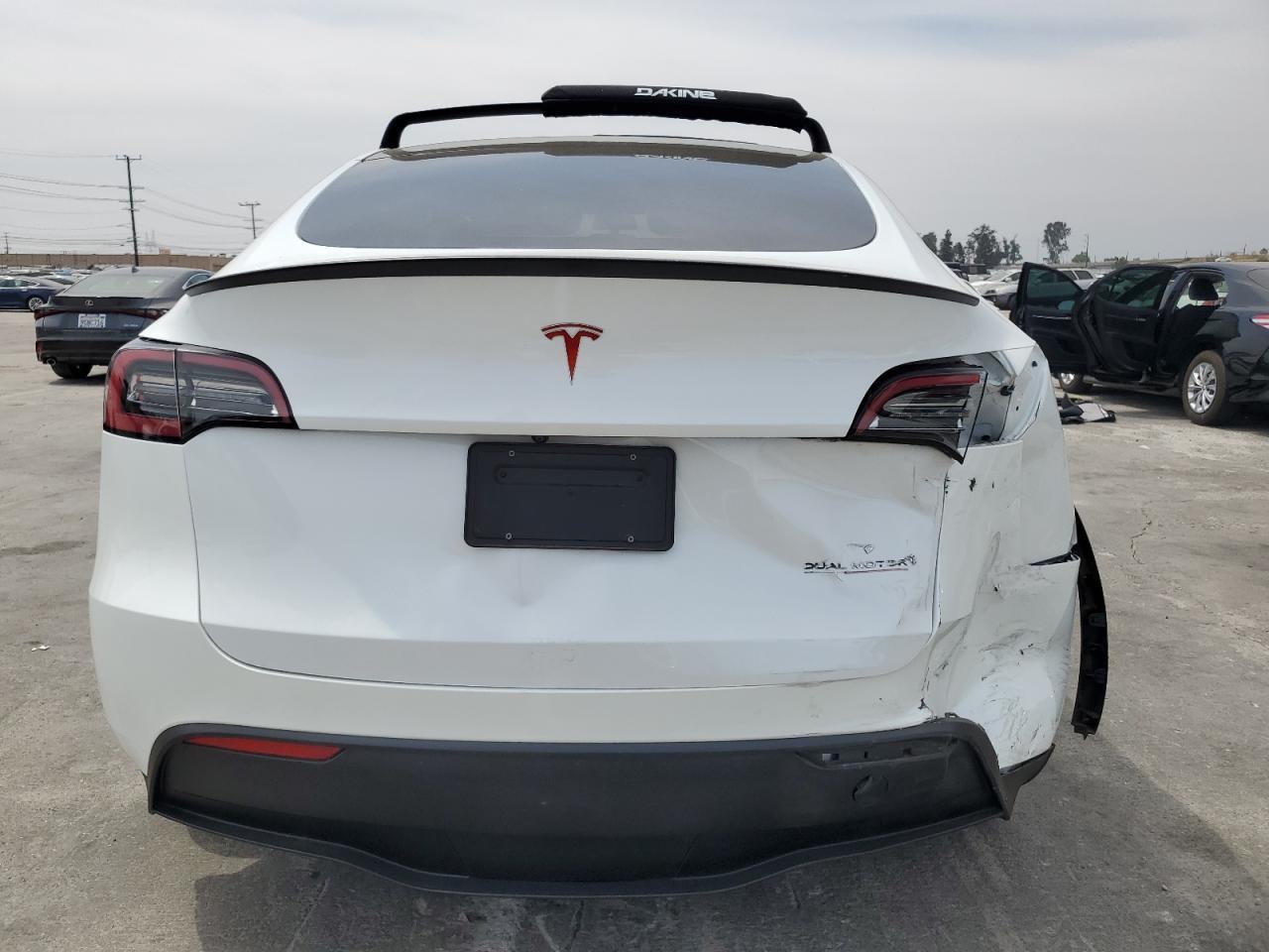 2023 TESLA MODEL Y - Фото 6