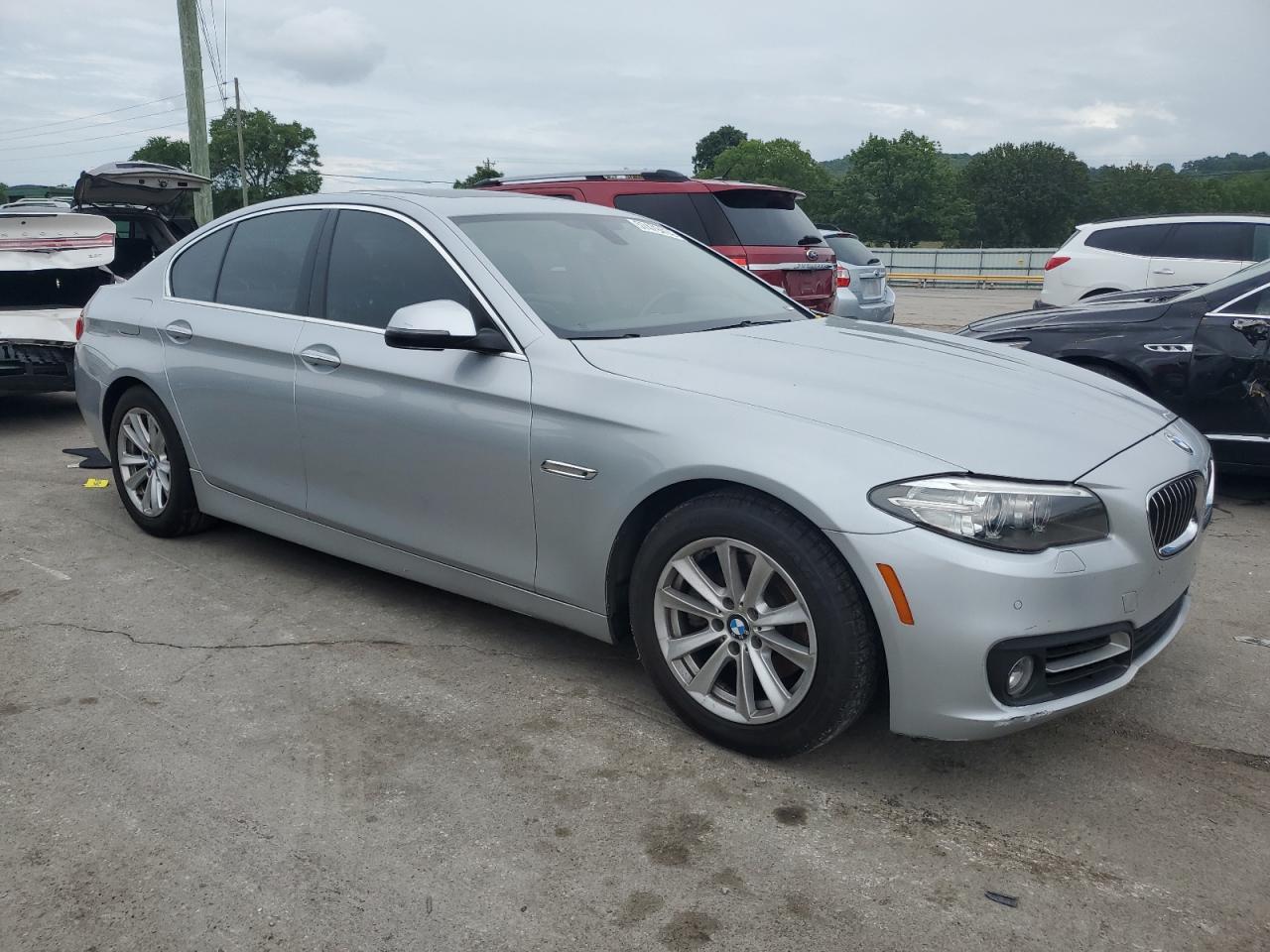 2016 BMW 528 I - Фото 4