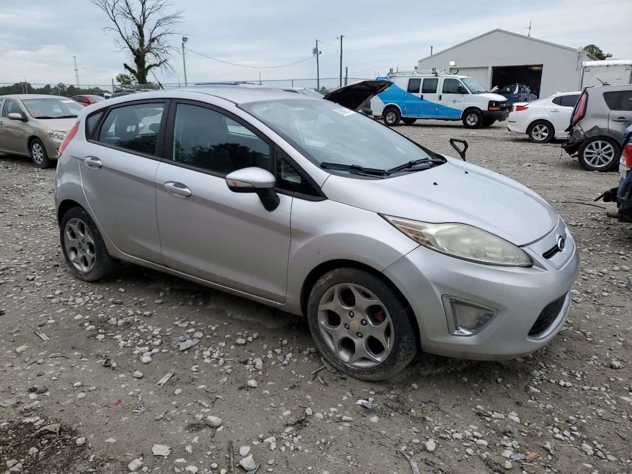 2012 FORD FIESTA SES - Image 4