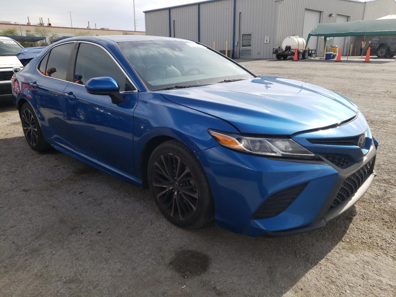 2019 TOYOTA CAMRY L - Фото 4