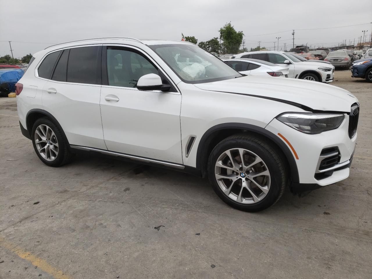 2022 BMW X5 XDRIVE4 - Image 4