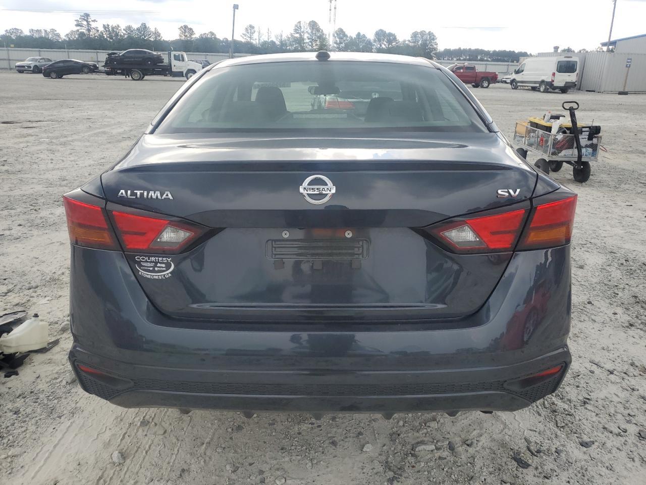 2022 NISSAN ALTIMA SV - Фото 6