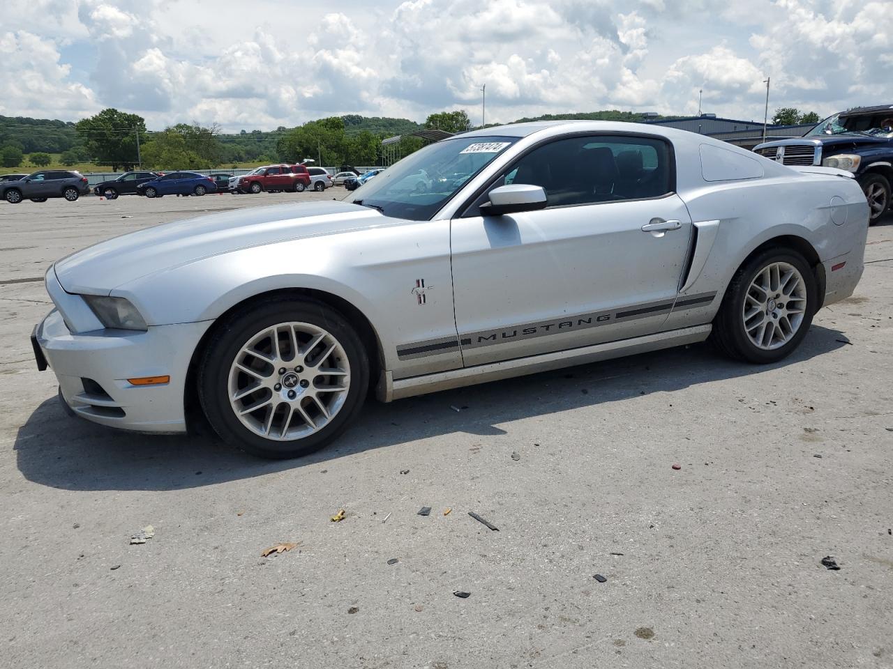 2013 FORD MUSTANG car image